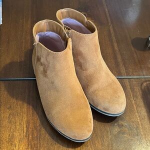 Cat & Jack Tan Footwear